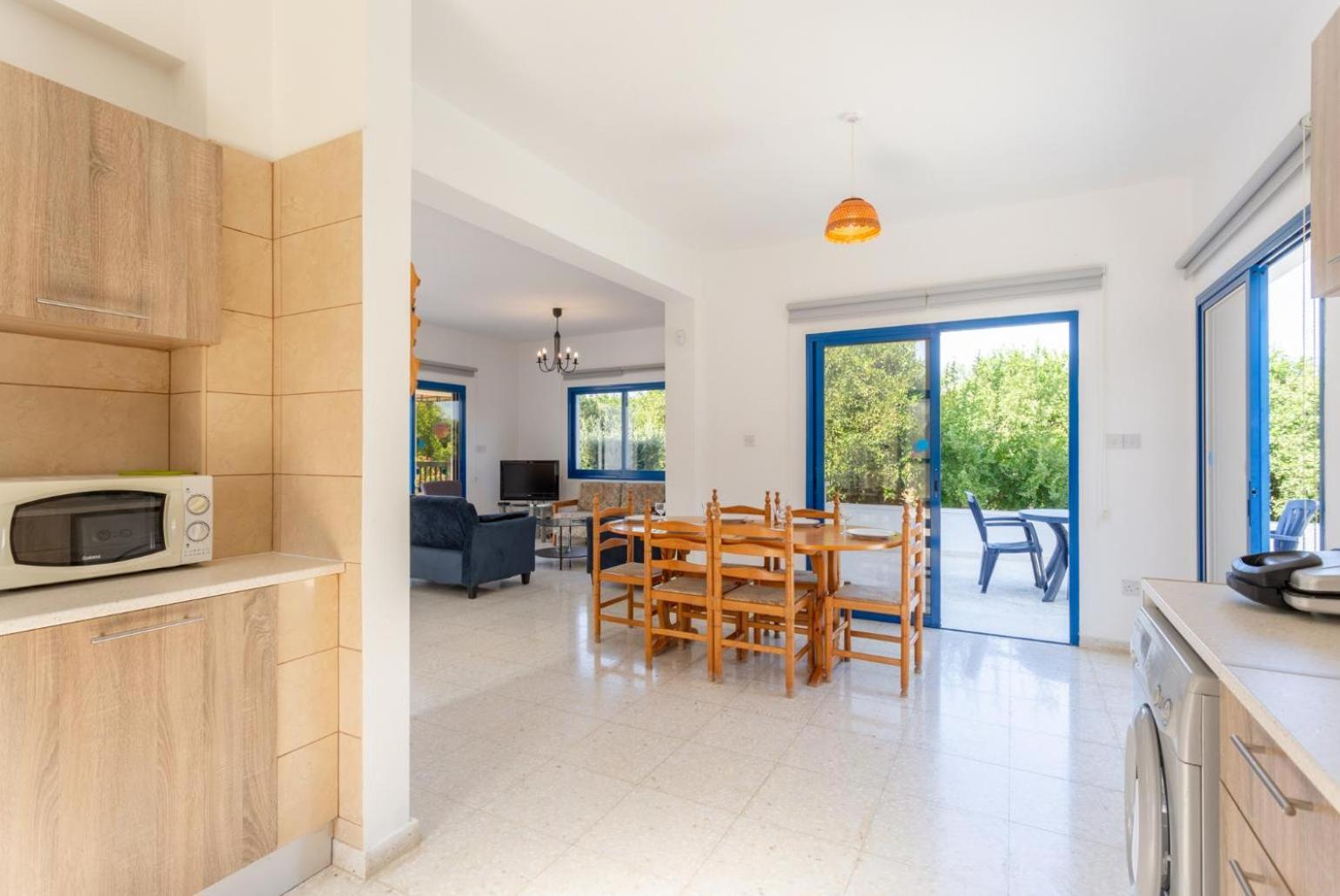 Villa Charoula Pente Paphos Eksteriør bilde