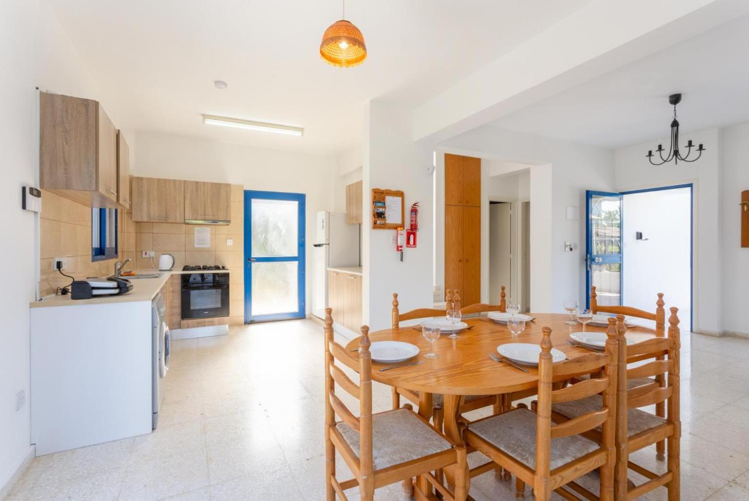 Villa Charoula Pente Paphos Eksteriør bilde