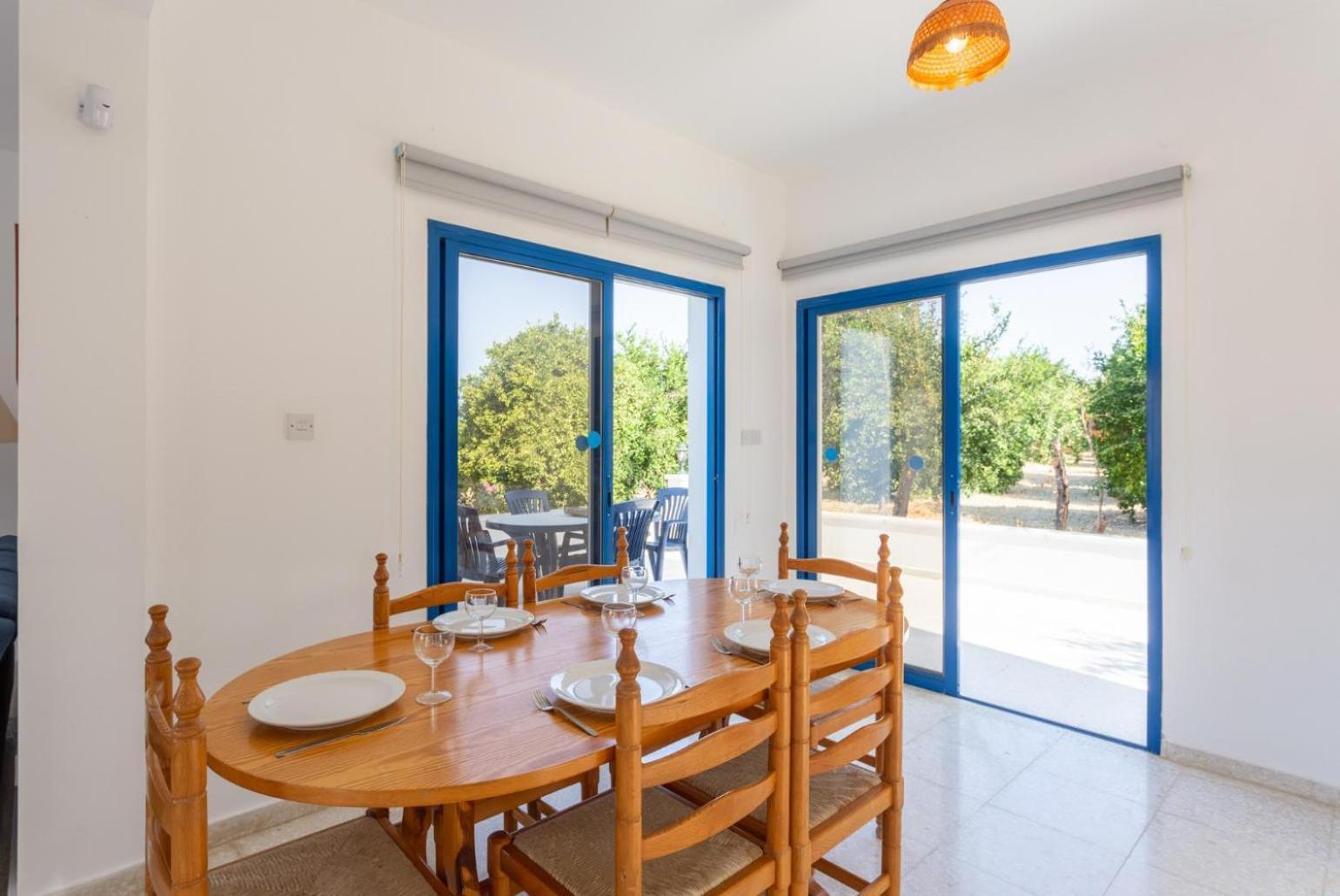 Villa Charoula Pente Paphos Eksteriør bilde