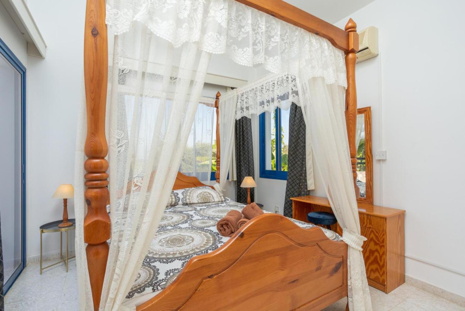 Villa Charoula Pente Paphos Eksteriør bilde