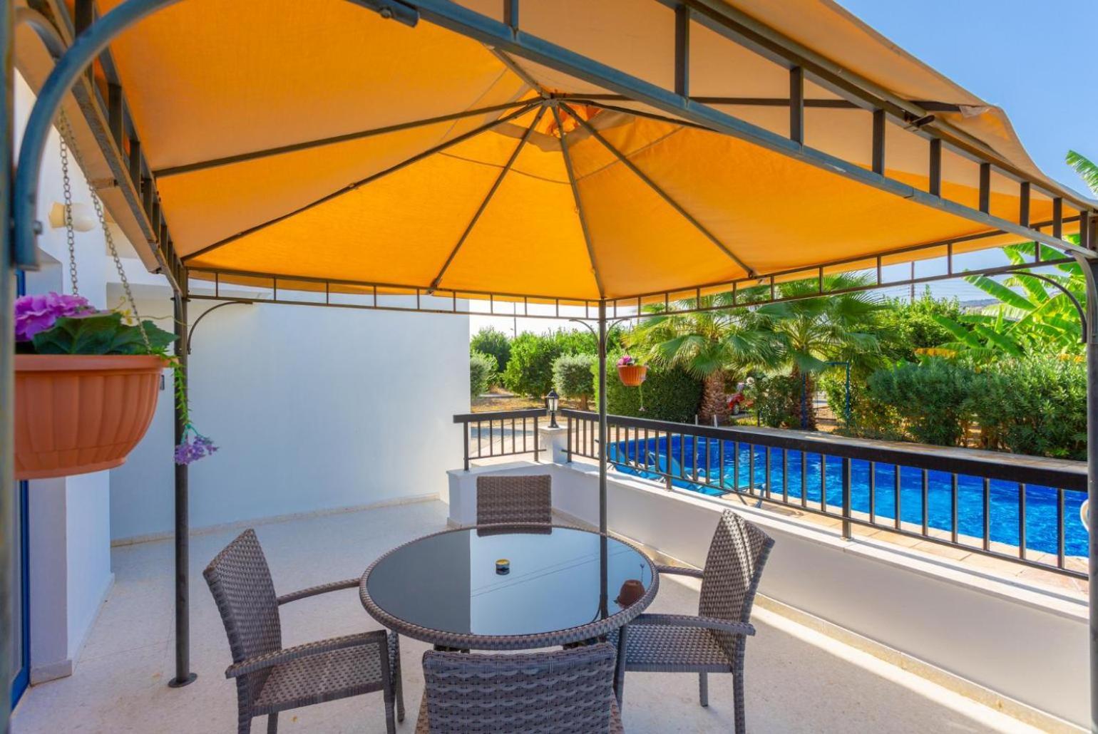 Villa Charoula Pente Paphos Eksteriør bilde